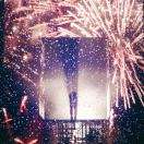 来，跟着三三一起嗨起来