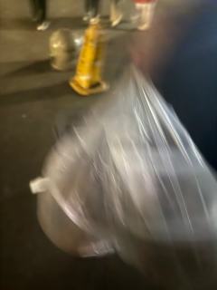 握手就是好朋友