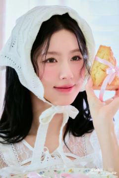 小猫爱吃鱼≽^•༚•