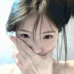 淋奕.