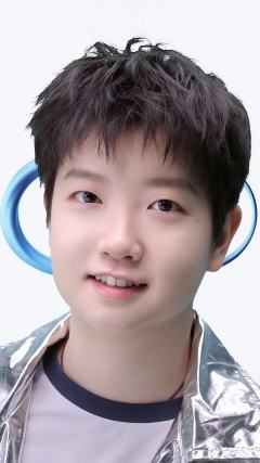 轻松的小猫。🤟🏻