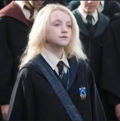 卢娜在逃唱唱反调